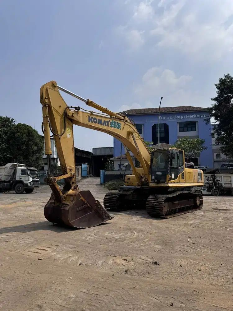 Exca Komatsu PC300SE-8M0 Tahun 2021