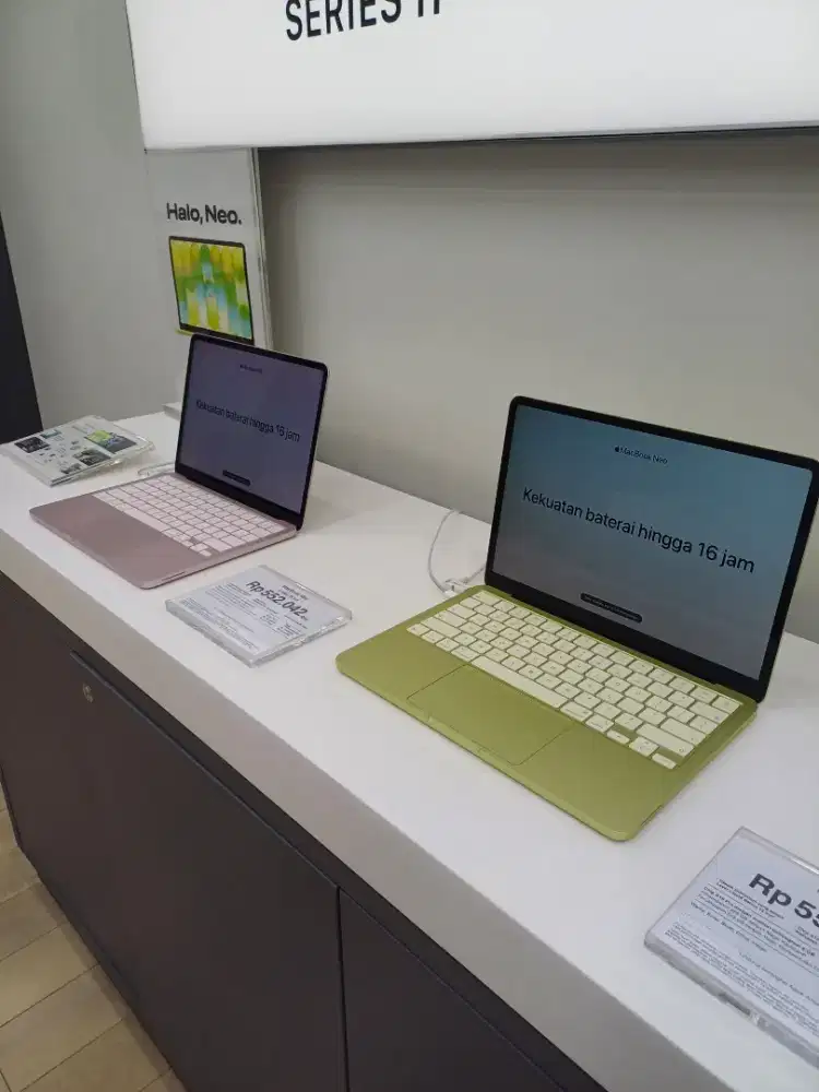 Apple Macebook Neo 256/512