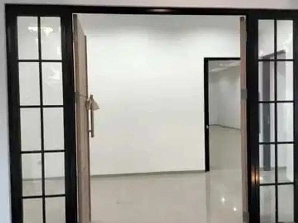 BURANGRANG, LENGKONG. RUMAH BARU SIAP HUNI DI PUSAT KOTA BANDUNG