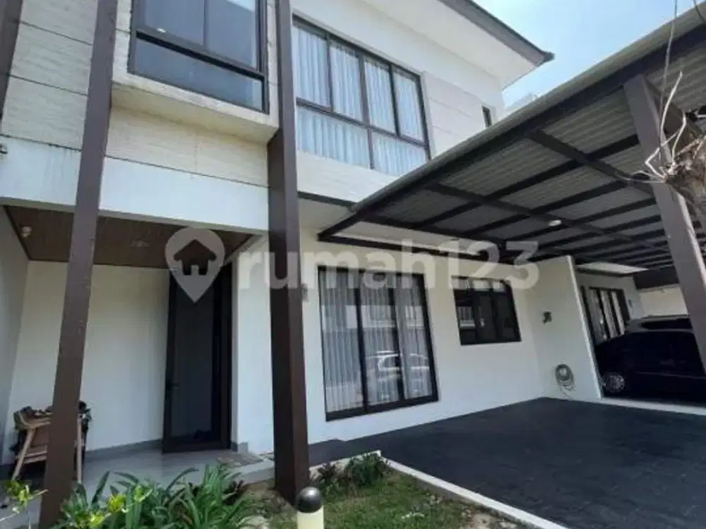 Rumah Renov Bagus Posisi Boulevard Mozia Bsd