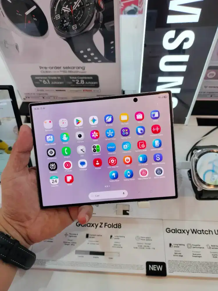 Samsung Galaxy Z fold 8