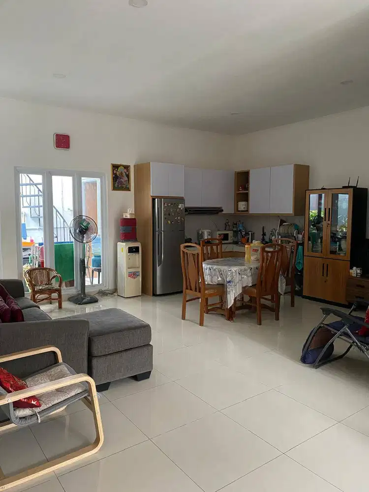 Dijual Rumah Minimalis Keren Taman Kopo Indah Bandung