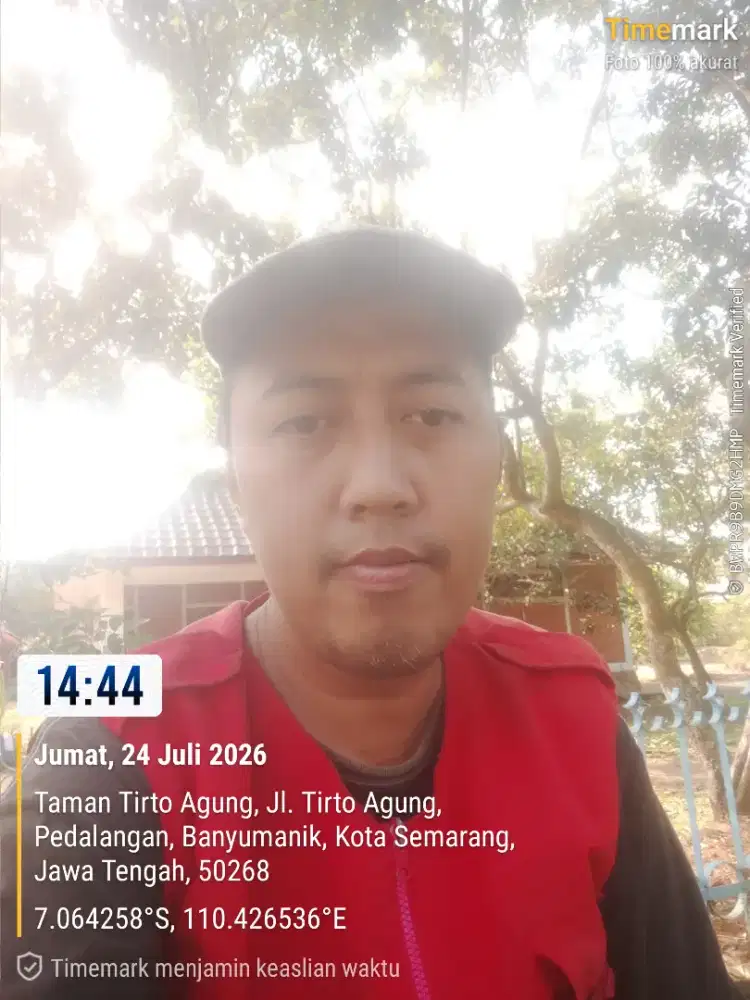 Mencari pekerjaan serabutan