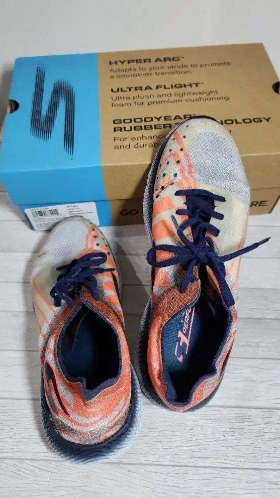 SKECHERS GO RUN SIZE 37