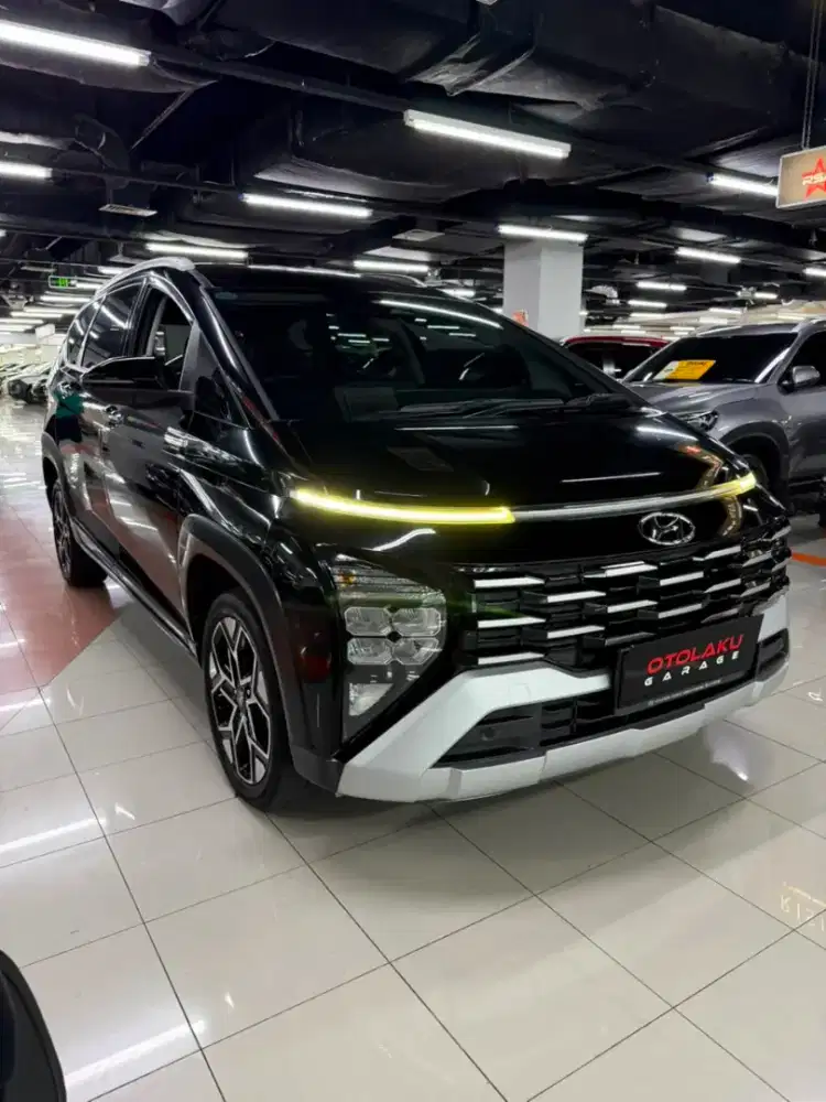 Hyundai Stargazer X Prime 1.5 Captain Seat