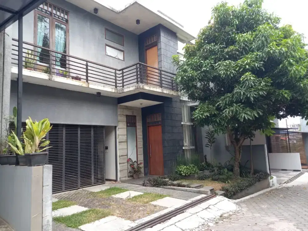 Dijual Rumah 2Lantai Bagus Cigadung Bandung Utara