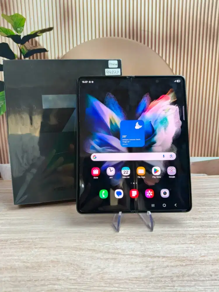 Samsung Fold 3 5G 12/256GB Fullset Nominus