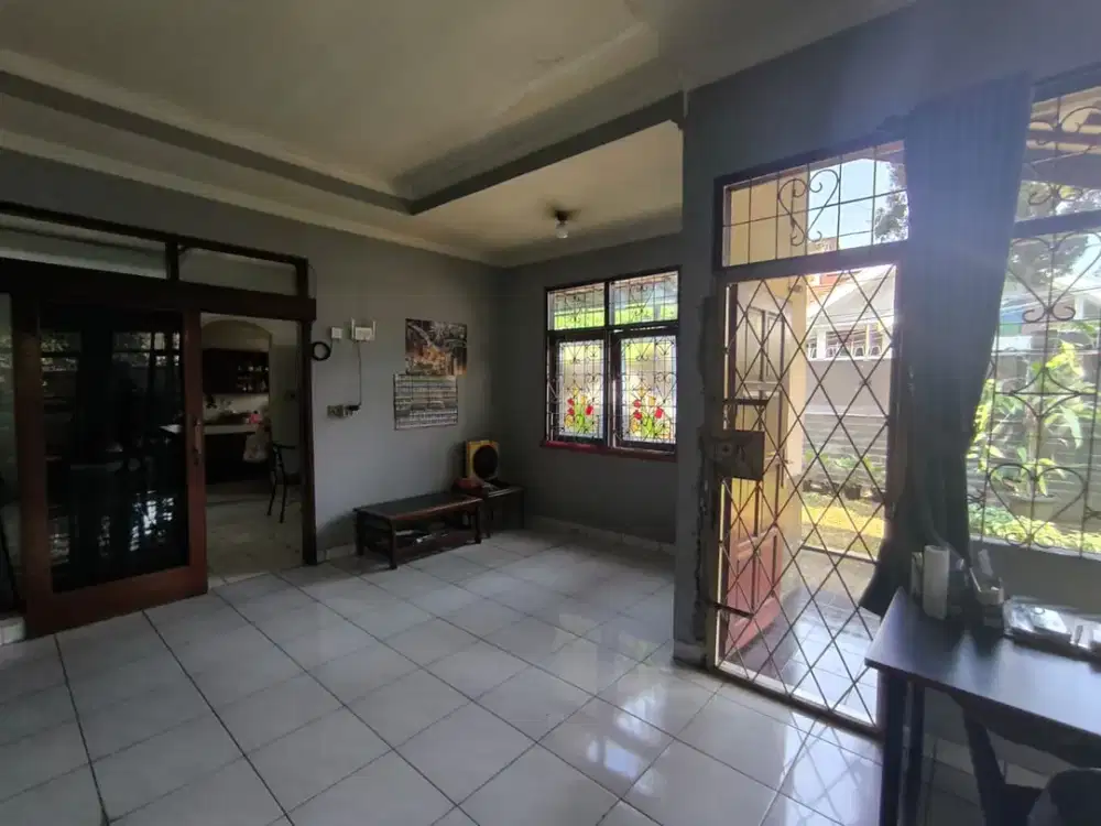 Rumah hoek di komplek Sayap komplek kurdi Bandung Bisa dipakai tempat usaha palindung hewan Astanaanyar Kembar Muara