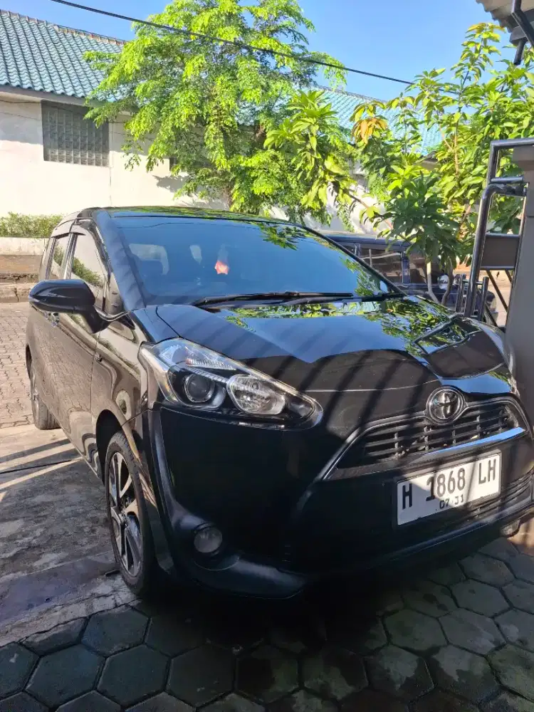 Toyota Sienta V at th '17 [ H pjk br ]