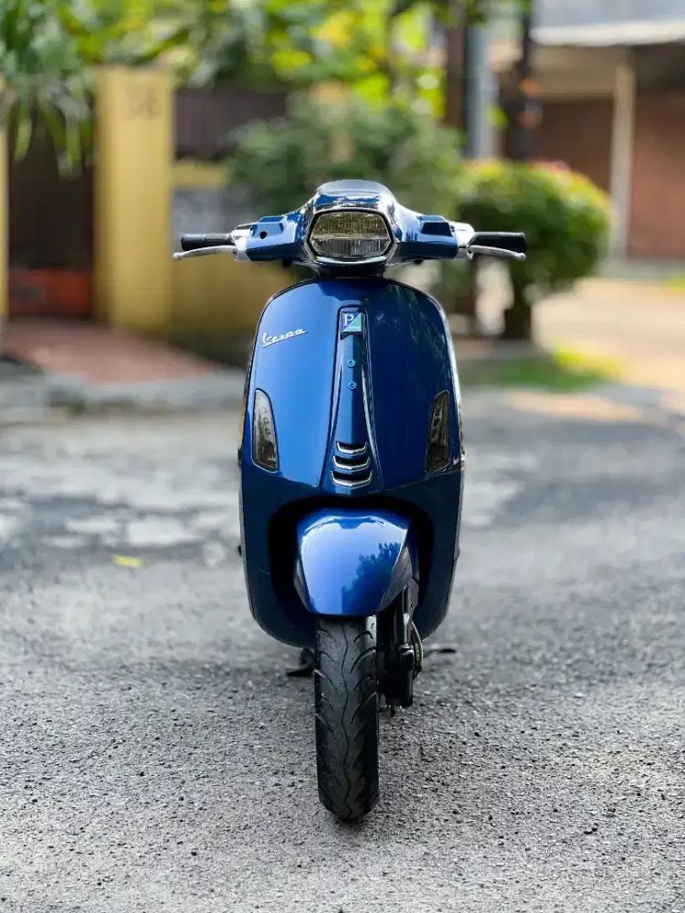 VESPA SPRINT ABS 2022 BIRU NAVY - TERMURAH SEINDONESIA