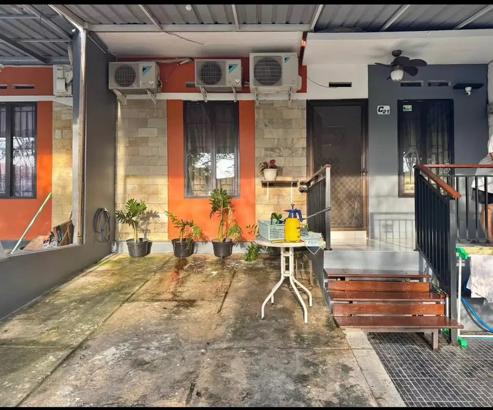Jual atau disewakan per tahun