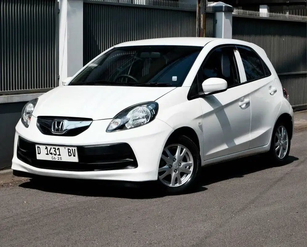 Honda BRIO CBU E 1.3 MANUAL 2013 LowKM 115rb 1 TANGAN BANDUNG