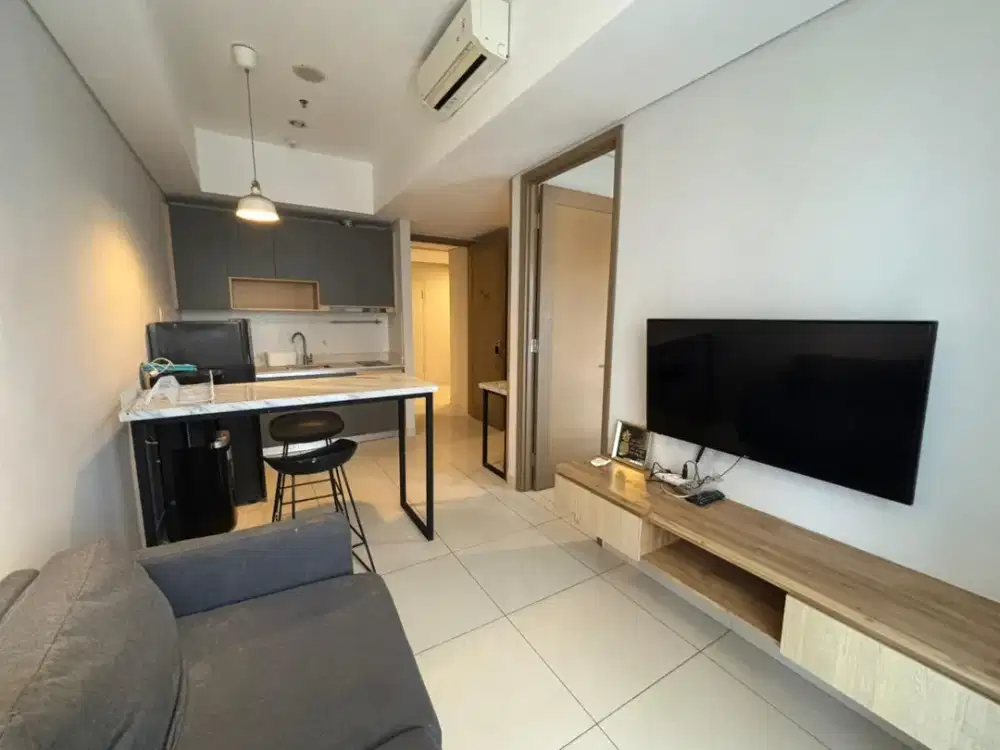 Disewakan Taman Anggrek Residence 1 Bedroom Furnished Bagus View Pool Favorit di Tanjung Duren Jakarta Barat