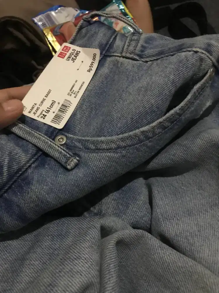 celana jeans uniqlo