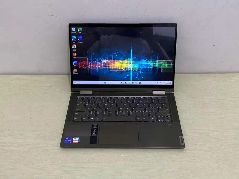 Lenovo Yoga 7i 14ITL5 2-in-1 Intel Core i7-1165G7 RAM 16 SSD 1TB Nvme