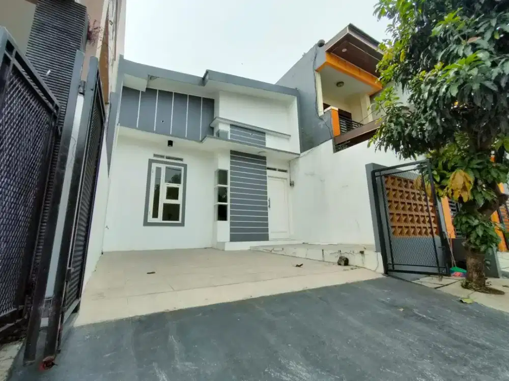 DIJUAL RUMAH MINIMALIS MEZZANINE DI PERUIMAHAN GRAHA HARAPAN BUMYAGARA, MUSTIKAJAYA