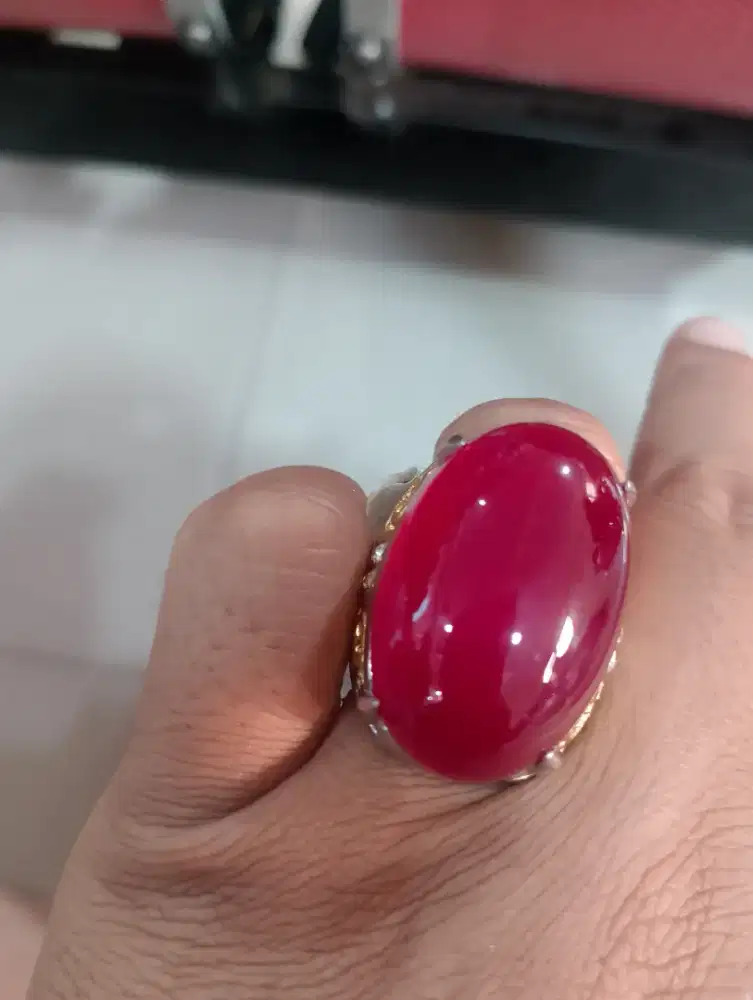 Cincin red baron