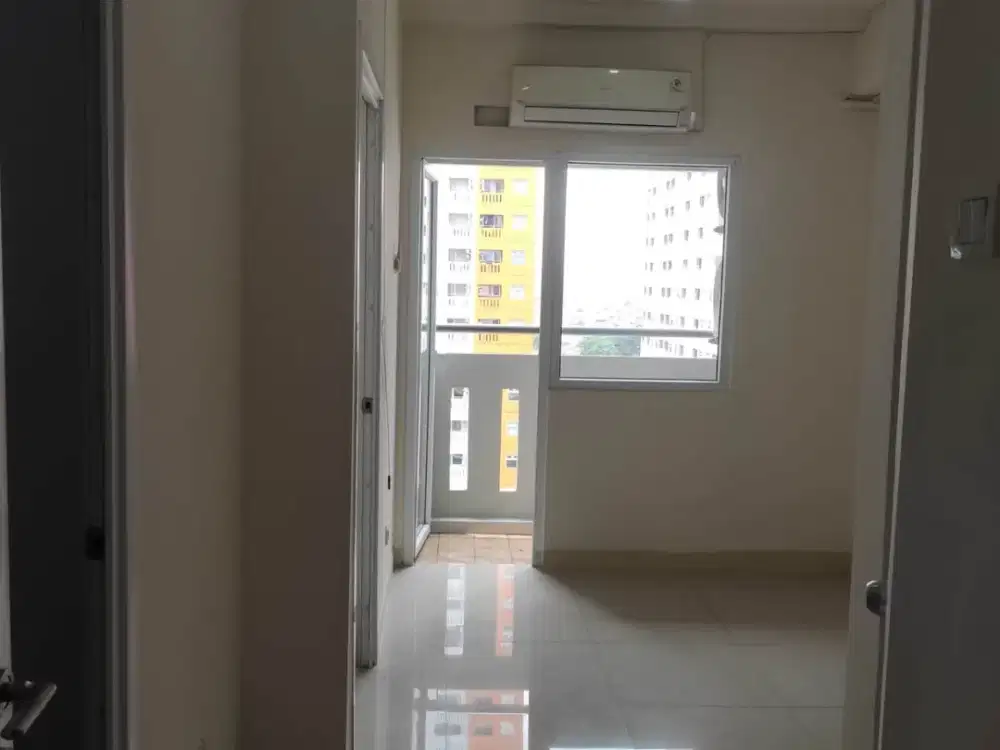 TOWER PENELOPE ATAS MALL APARTEMEN GREEN PRAMUKA CITY 2BR KOSONGAN VIEW KOLAM RENANG PERTAHUN