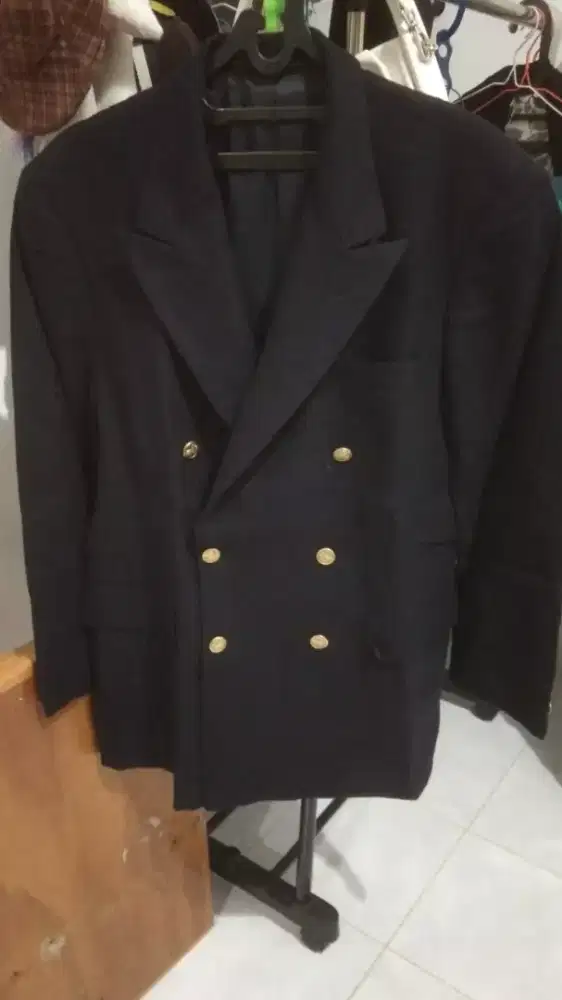 Jas Pria Hitam Size M