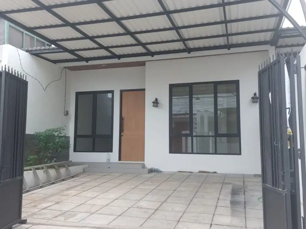 Rumah Siap Huni – daerah Lebak Arum • Row jalan 2 mobil • Hadap Utara