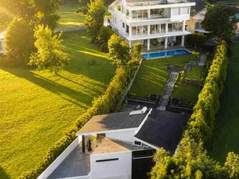 DIJUAL MURAH VILLA VIEW GUNUNG SANGAT MEWAH RANCAMAYA BOGOR