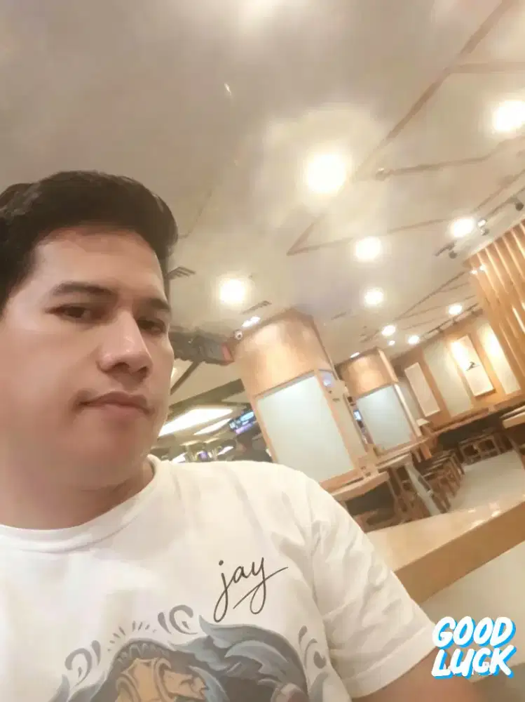 SAYA MENCARI PEKERJAAN