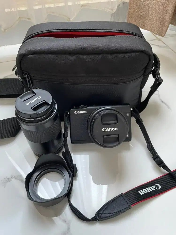 Camera Mirrorless Canon M100