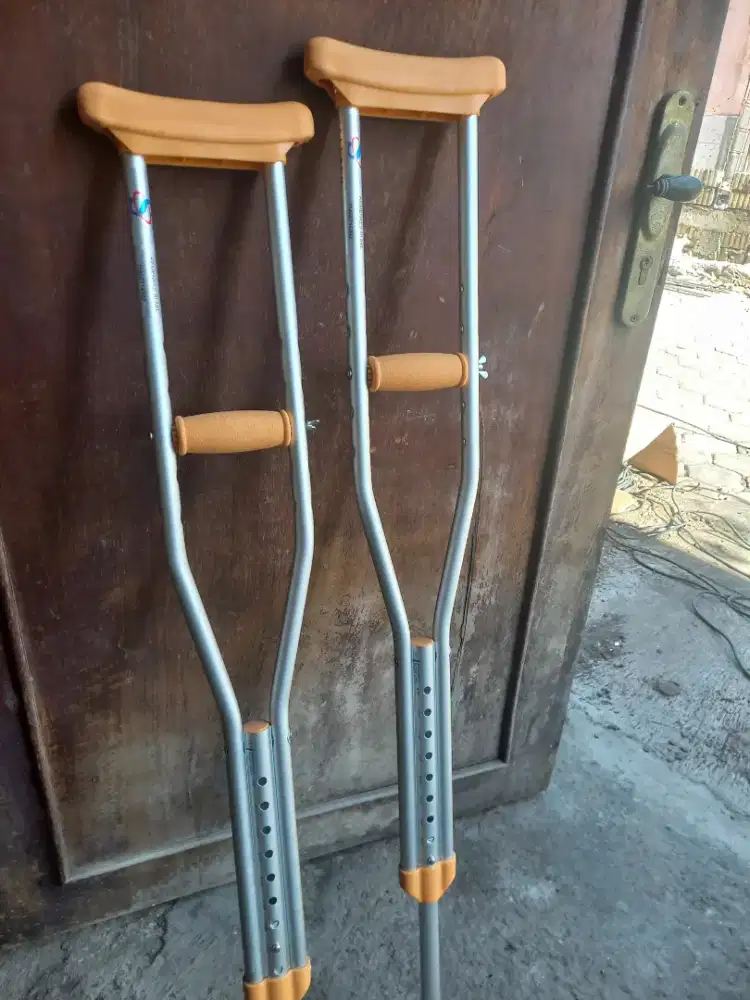 Jual krek baru beli gaj jadi di pake