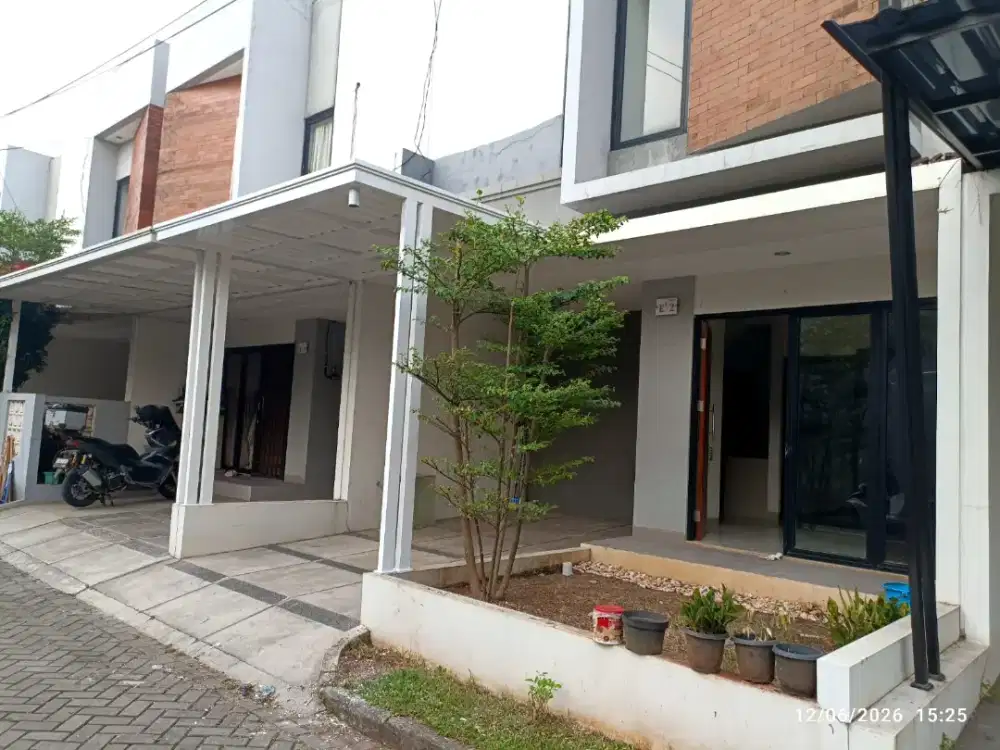 Di sewa rumah dua lantai