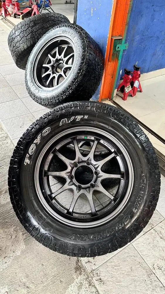 Velg CE28 R18 6x139 Fortuner Pajero Gress