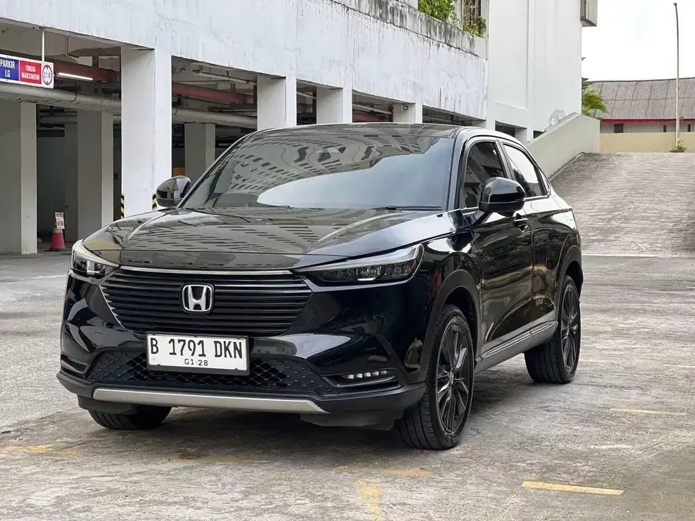 Honda HRV 1.5 SE CVT 2022 Hitam