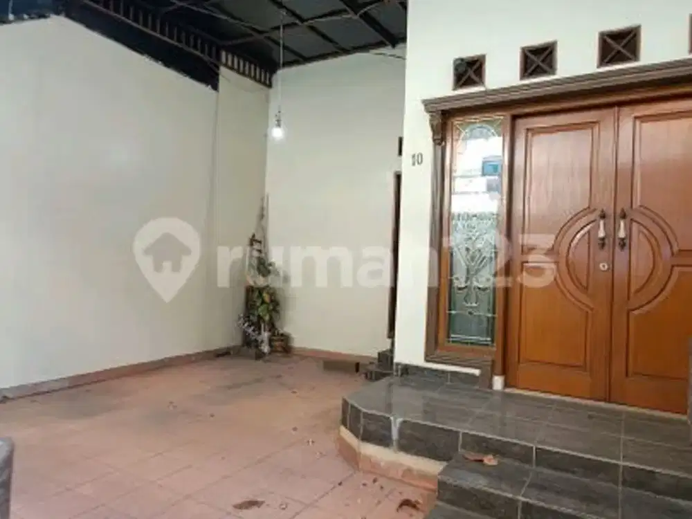 Rumah Rawamangun Strategis Siap Huni SHM