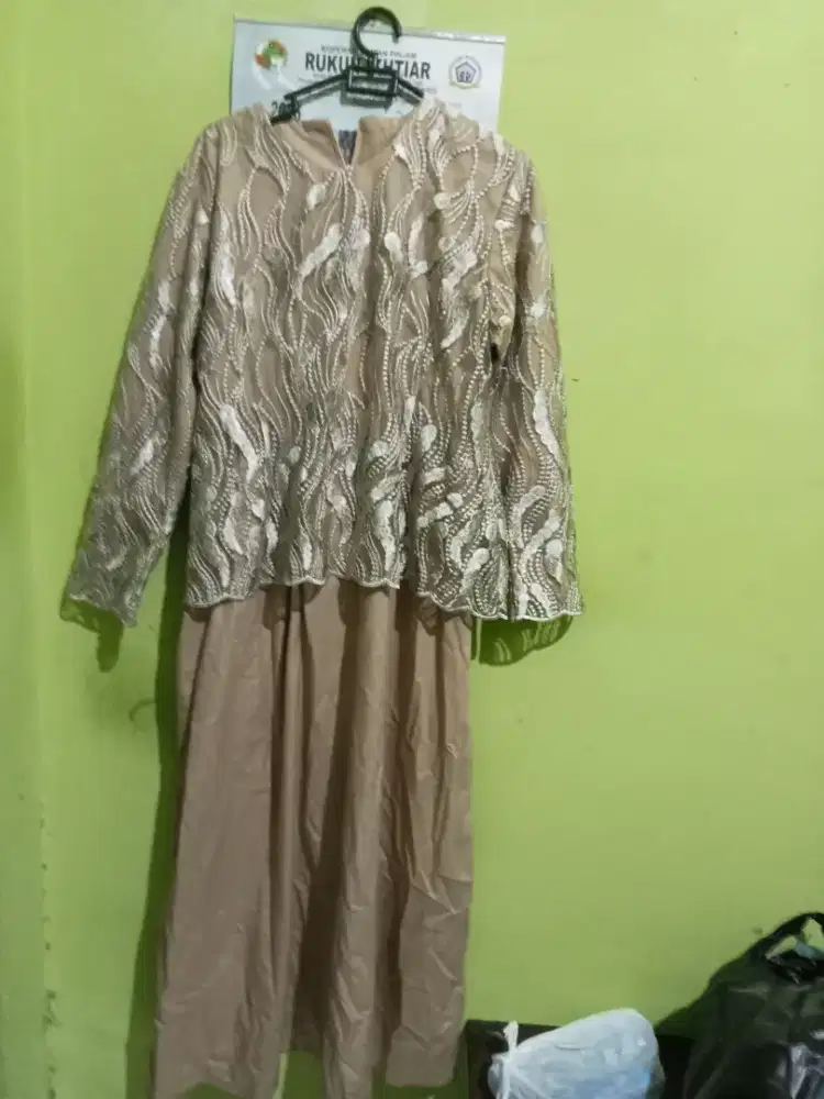 Jual gamis layak pakai