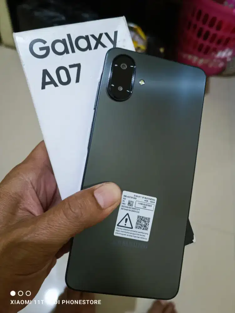 Samsung a07 4+4/64 mulus seperti baru dan lengkap dos dan kabel data