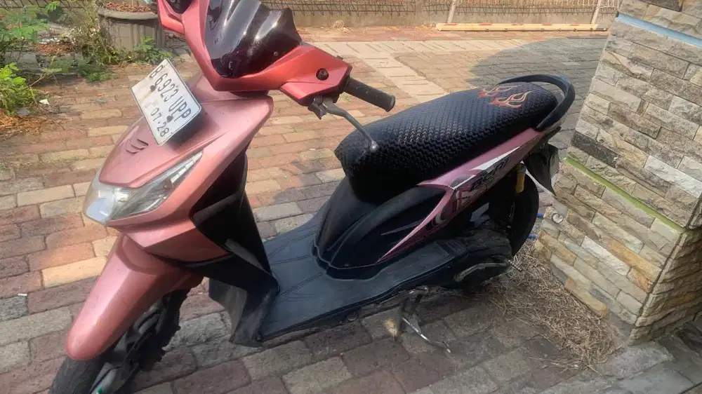 JUAL BUTUH HONDA BEAT 2010  PINKKKKKKK