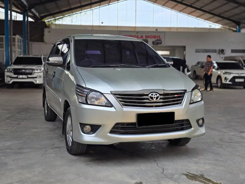 Toyota Innova 2.0 G Bensin Manual 2013