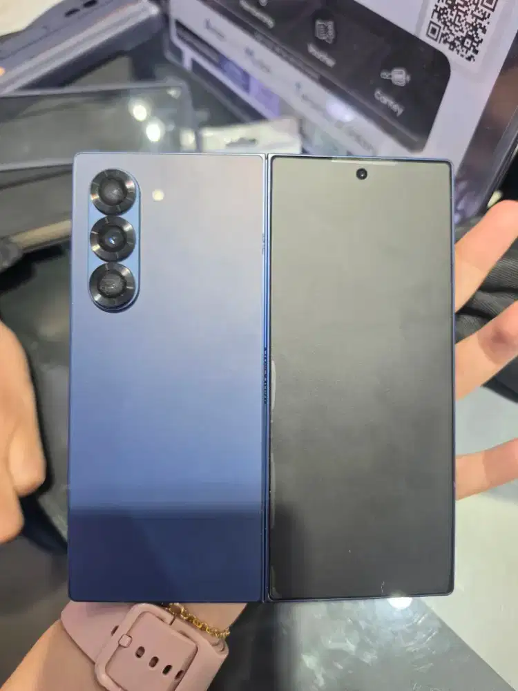 Z fold 6 12/512gb likenew