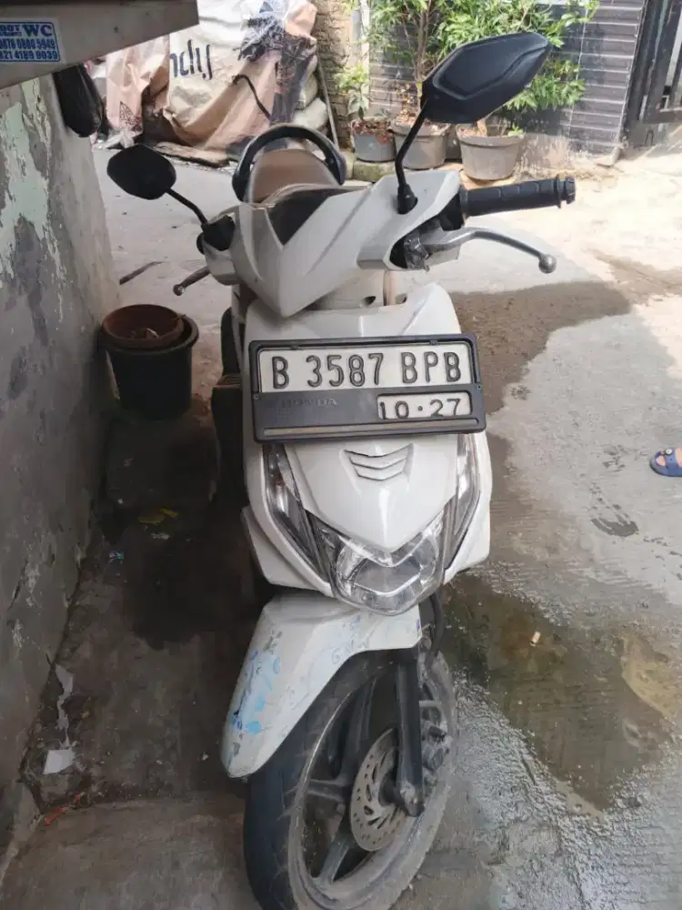 Di jual motor Honda beat karburator