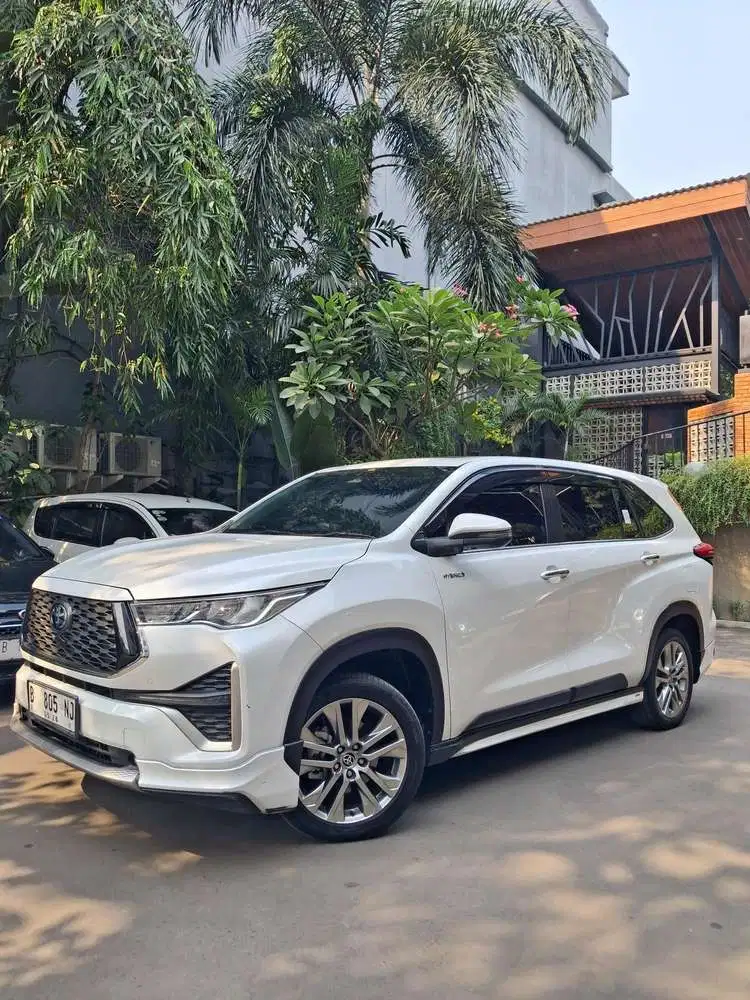 Toyota Kijang Innova 2023 Bensin
