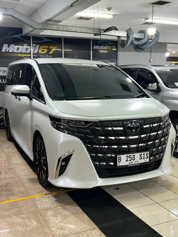 TOYOTA ALPHARD G ATPM HYBRID 2024 KM LOWW!!