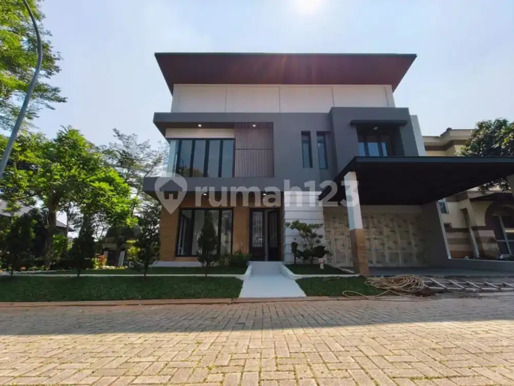 Rumah Mewah Samping Taman Luas Cluster Foresta BSD