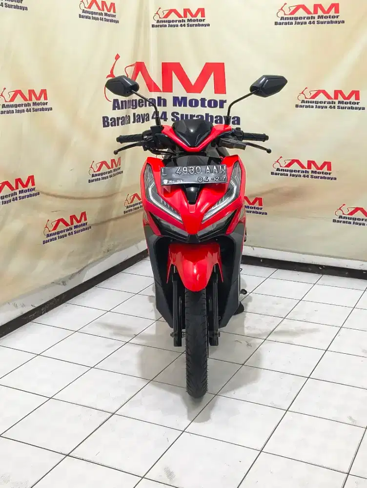 Honda Vario 125 cbs Tahun 2022 warna merah glossy