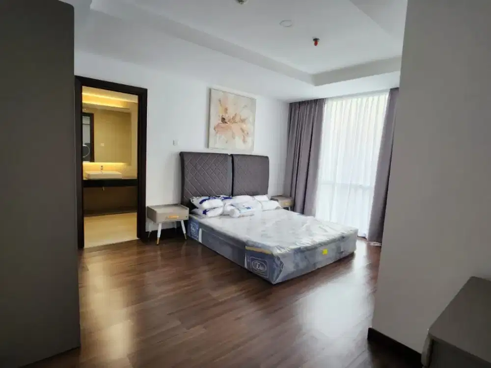 Disewakan Apartemen Mewah Springhill Royal Suite Full Furnished