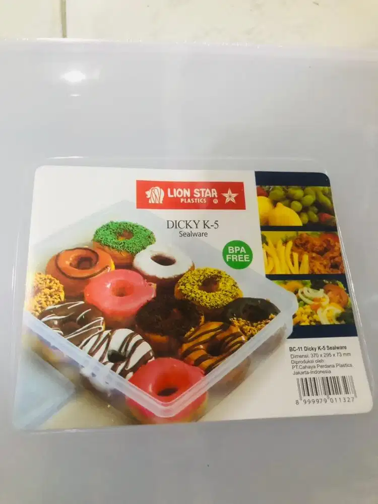 Kotak penyimpanan merk lion star