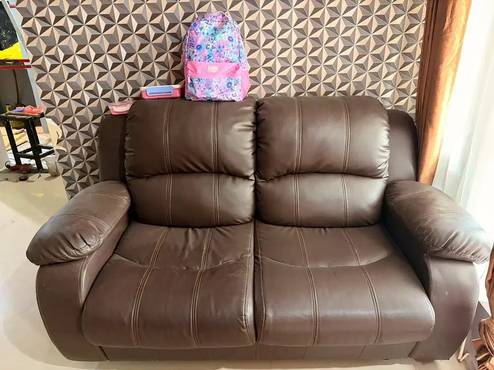 Sofa informa kulit