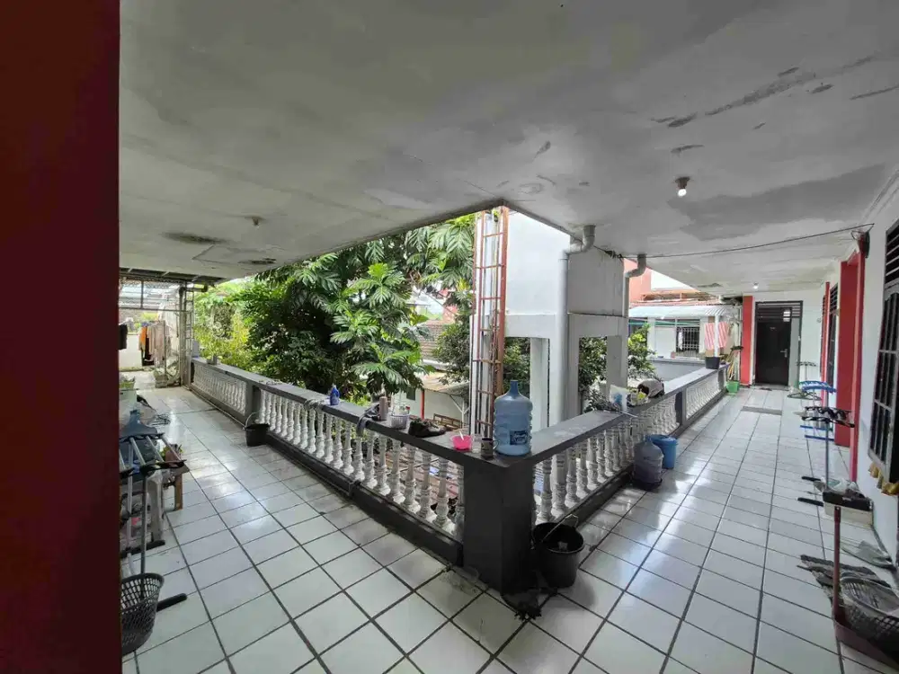Dijual kost murah full penghuni