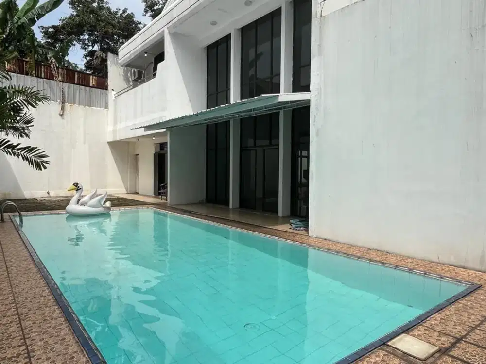 DISEWAKAN RUMAH MEWAH 2 LANTAI SIAP HUNI DI BANGKA MAMPANG JAKARTA SELATAN