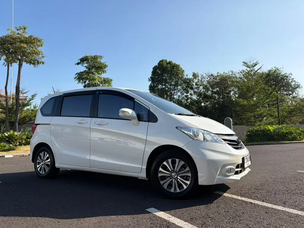 Honda Freed PSD E At Matic 2014