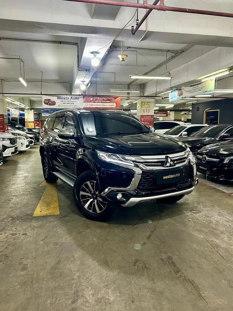 KM 82rb 4x4 Sunroof Mitsubishi Pajero Dakar AT 2017 Terawat 2018