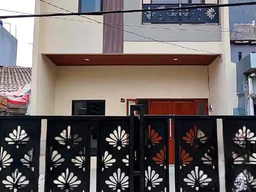 Rumah 3 Lantai Brand New di Kelapa Lilin Kelapa Gading Jakarta Utara.